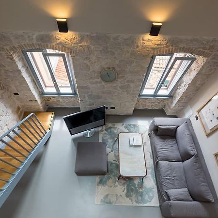 Appartamento Loft De24 By Irundo Rovigno Esterno foto