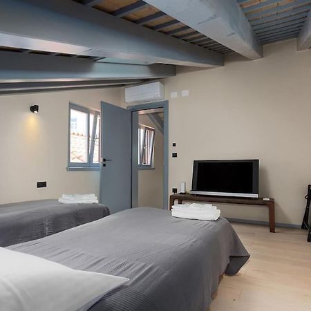 Appartamento Loft De24 By Irundo Rovigno Esterno foto